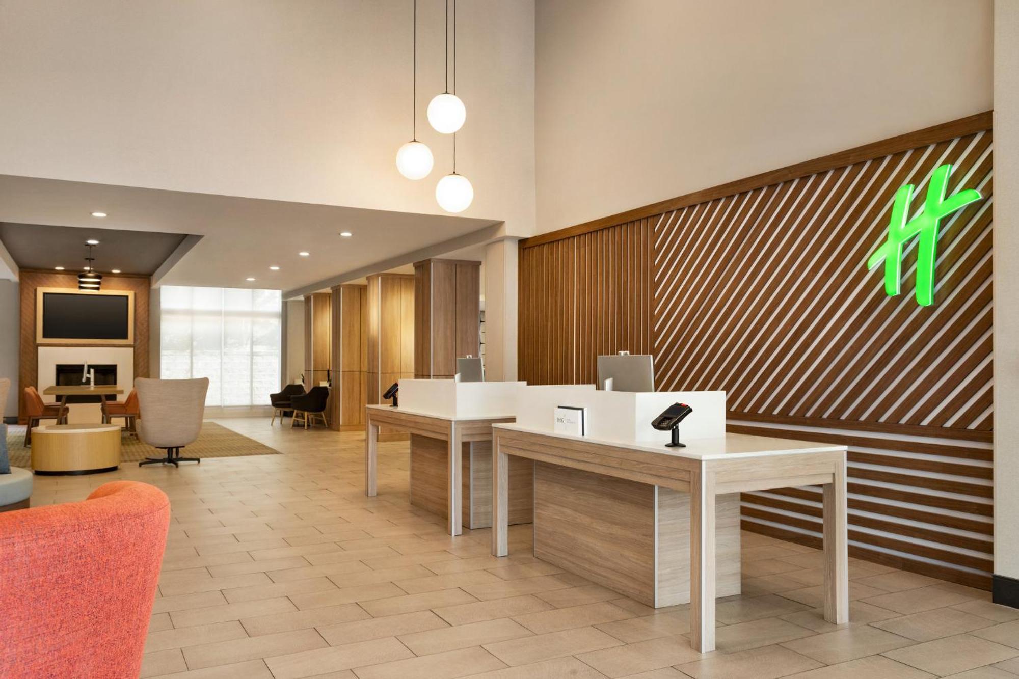 Holiday Inn Birmingham - Hoover By Ihg Exterior photo