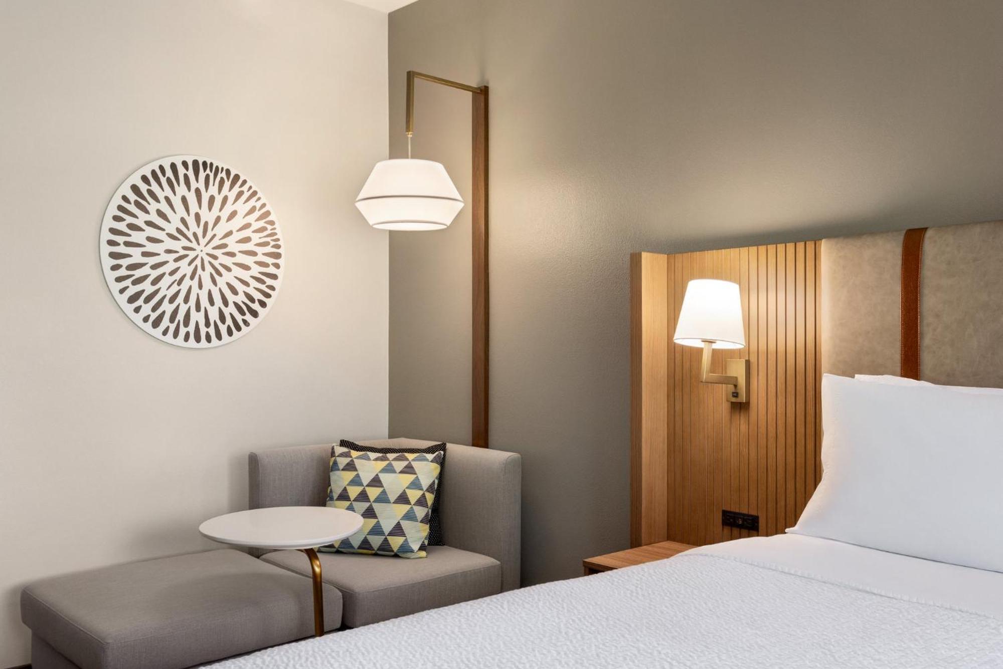 Holiday Inn Birmingham - Hoover By Ihg Exterior photo