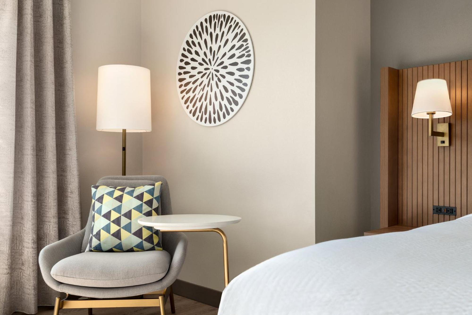 Holiday Inn Birmingham - Hoover By Ihg Exterior photo