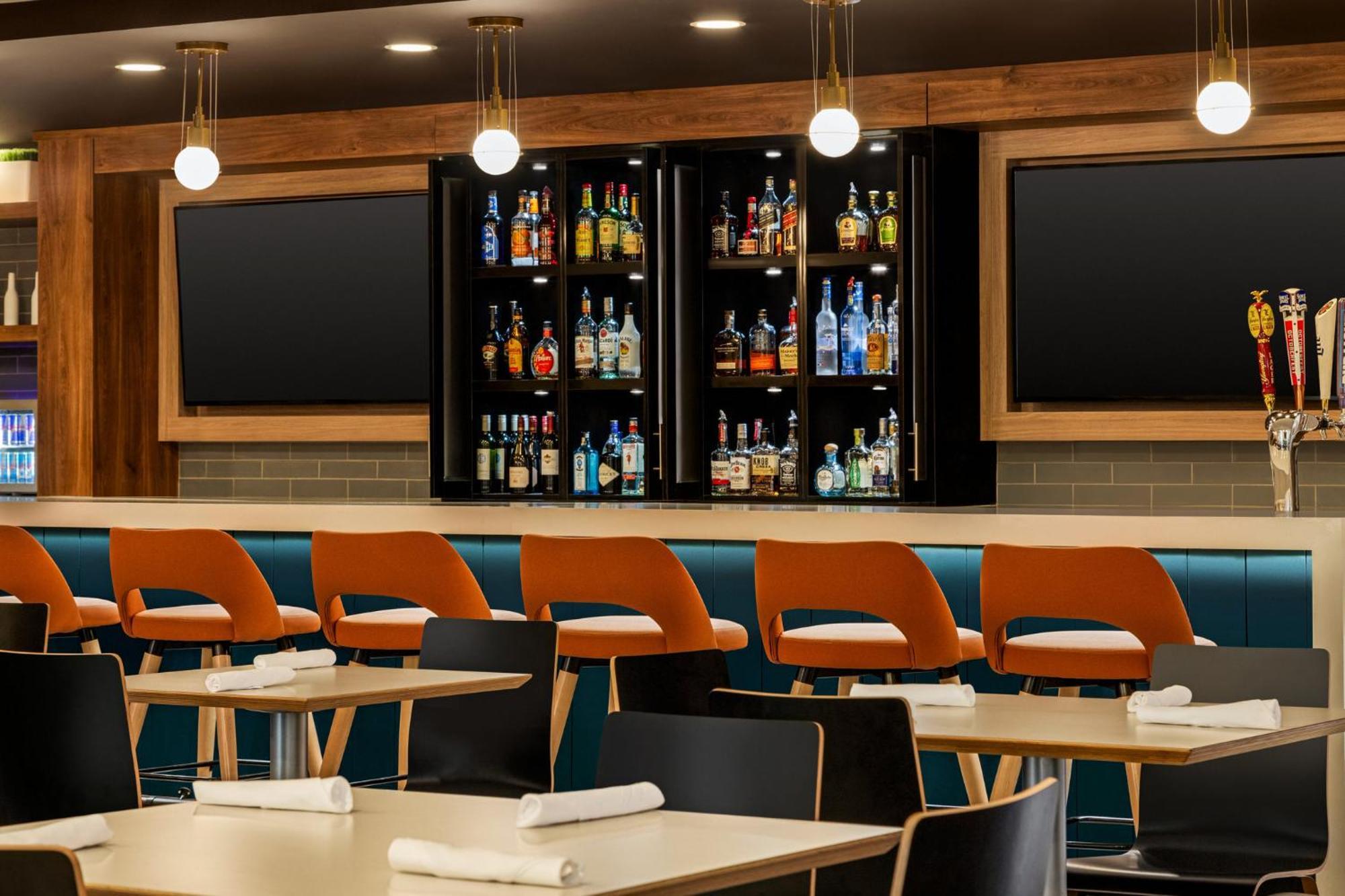 Holiday Inn Birmingham - Hoover By Ihg Exterior photo