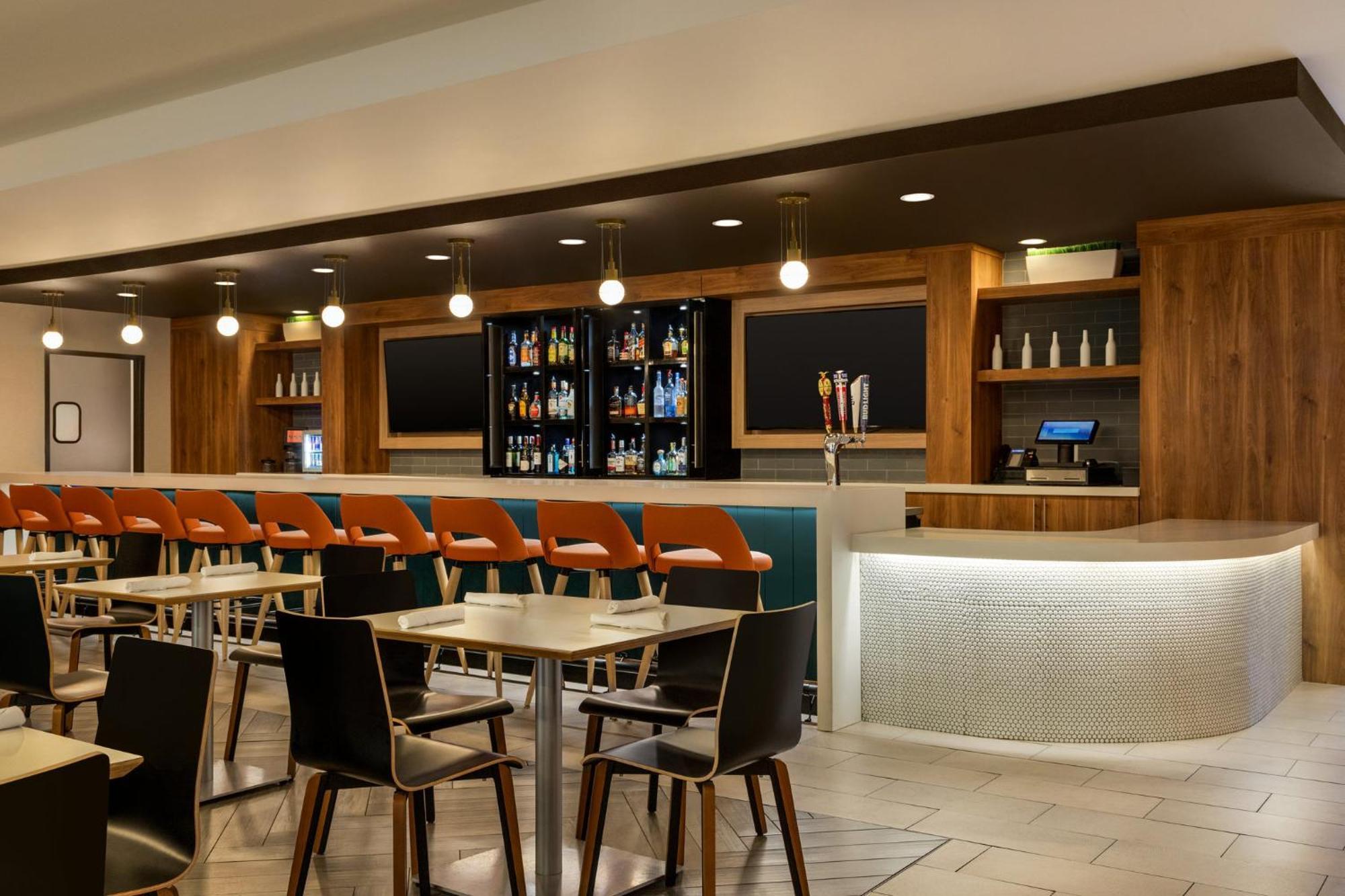 Holiday Inn Birmingham - Hoover By Ihg Exterior photo